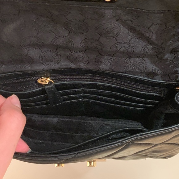 Michael Kors Sloan quilted bag - Picture 7 of 8